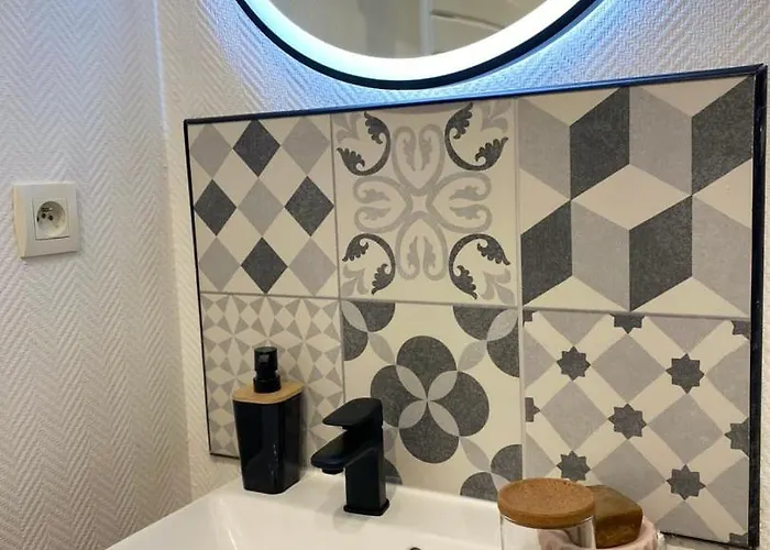 La Coquille: Bright, Cozy, 3 Min From Parc Expo Appartement Poitiers