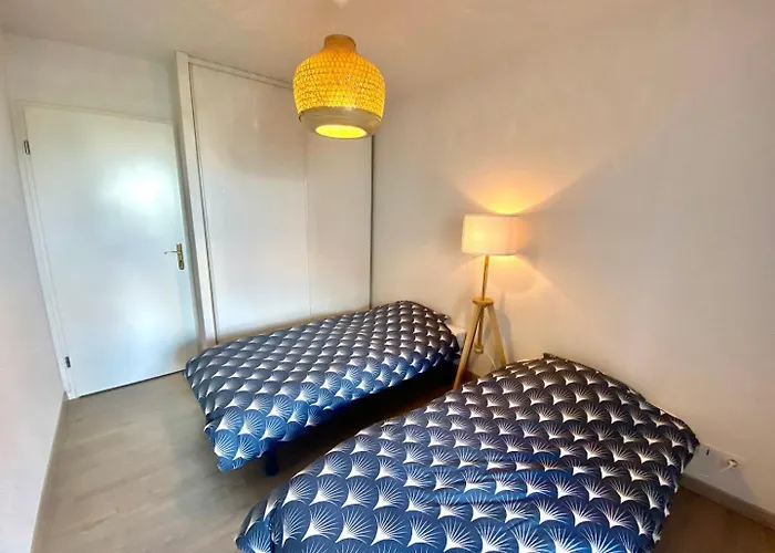 La Coquille: Bright, Cozy, 3 Min From Parc Expo Poitiers